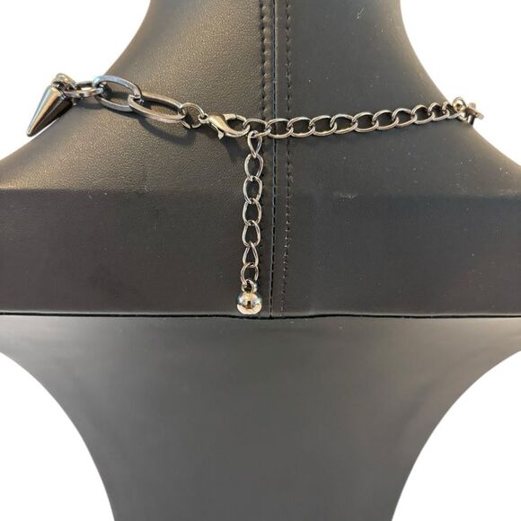 Edgy Silver Spike Gun Metal Necklace - Picture 4 of 5